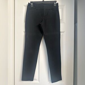 Old Navy Pixie Pant Size: 0